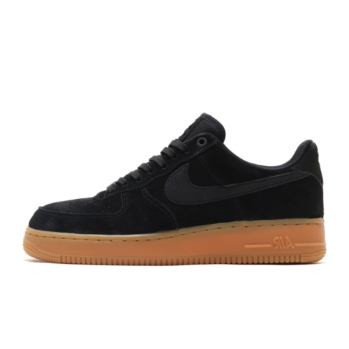 Nike Air Force Low Negras (suela marrón)