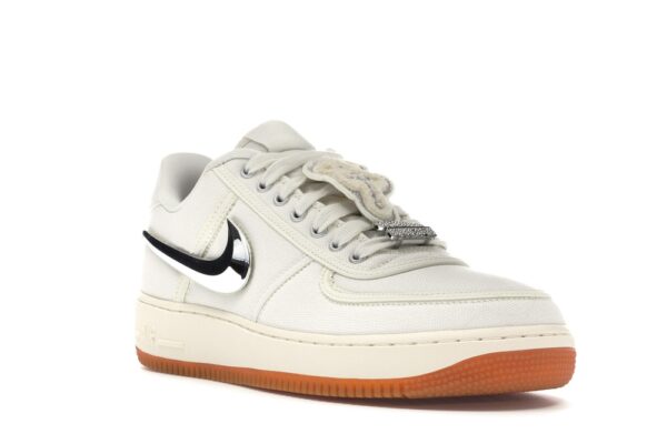 NIKE AIR FORCE 1 LOW TRAVIS SCOTT - Imagen 2