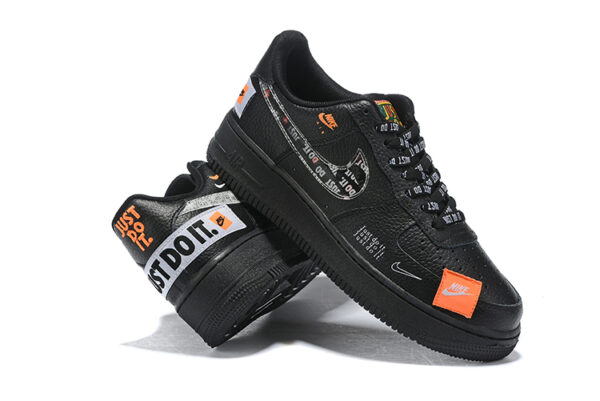 Nike Air Force “Just do it” Negras - Imagen 3