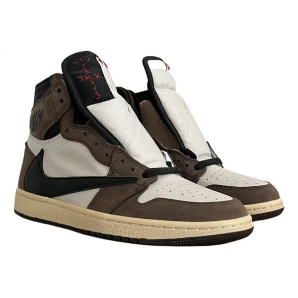Nike Air Jordan 1 Marrones TRAVIS SCOTT - Imagen 3