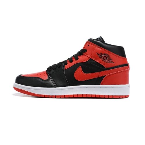 Nike Air Jordan 1 Negras Y rojas