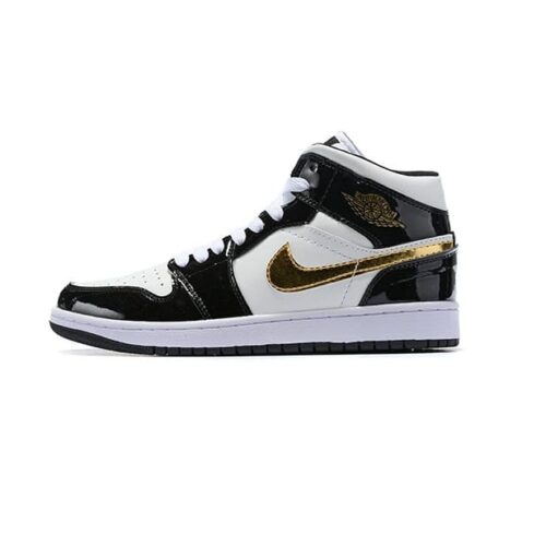 Nike Air Jordan 1 Negras y Doradas