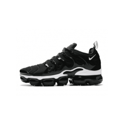 Nike Air Vapormax Plus Negras y Blancas