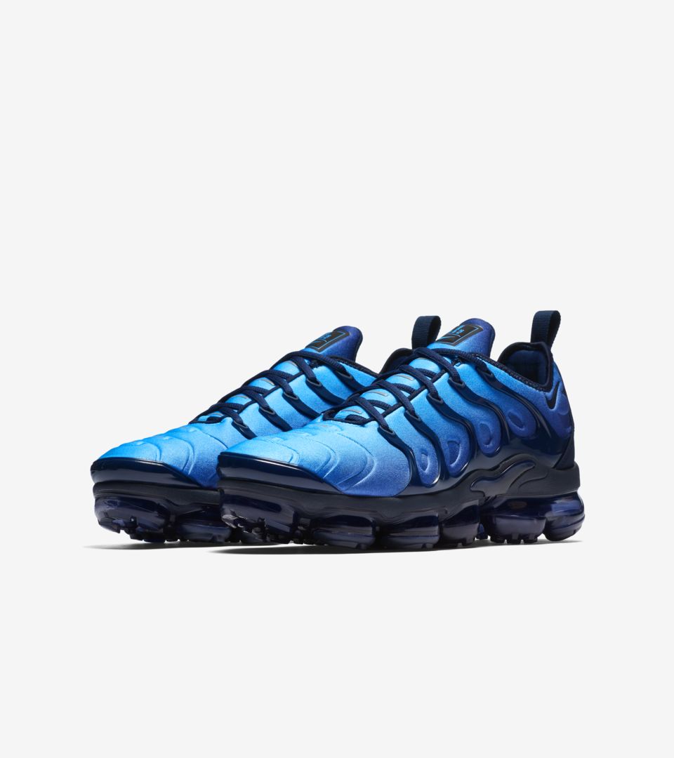 Nike Air Vapormax Plus Azules y Negras - Imagen 2