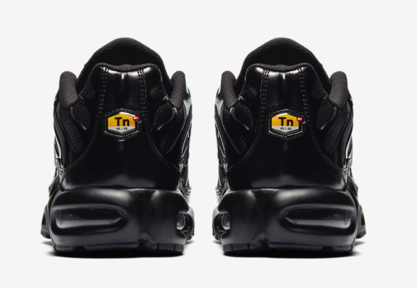 Nike Air Max Plus TN Negras - Imagen 5