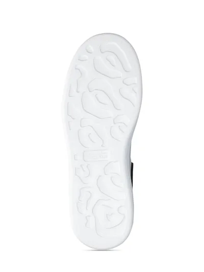 Alexander McQueen Oversized Sneaker Blanco con detalle Negro - Imagen 2