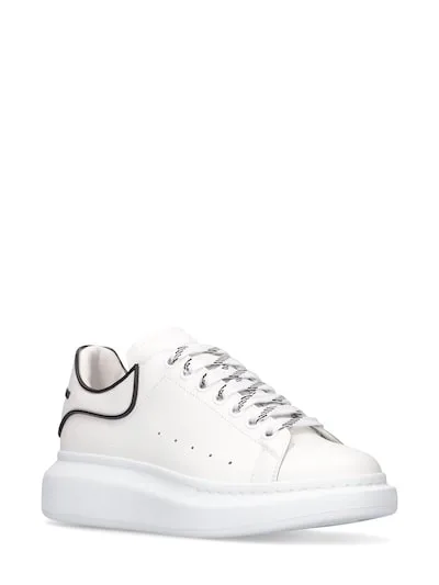 Alexander McQueen Oversized Sneaker Blanco con detalle Negro - Imagen 5