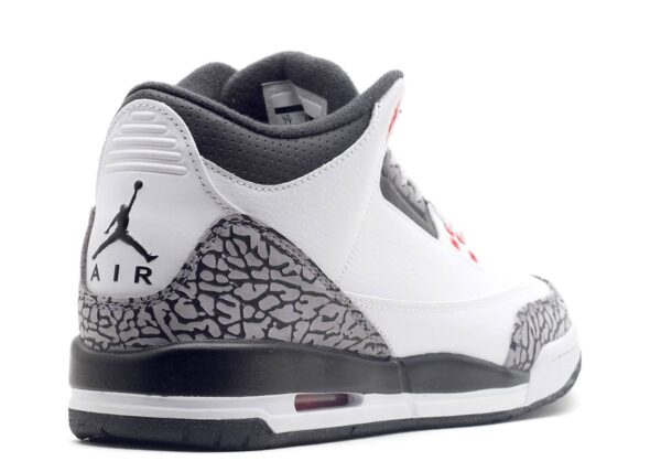 NIKE  AIR JORDAN 3 RETRO BG ‘INFRARED 23’ - Imagen 3