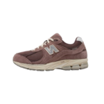 New Balance 2002R Suede Pack Dusty Fig en ante burdeos