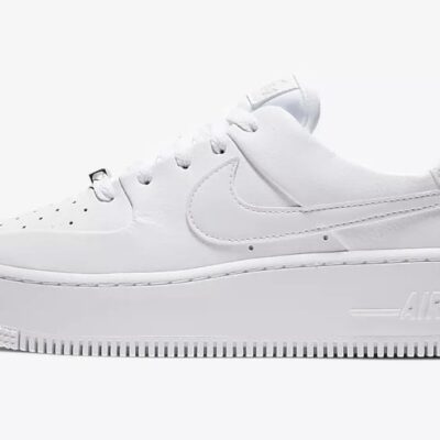 Nike Air Force Sage Blancas