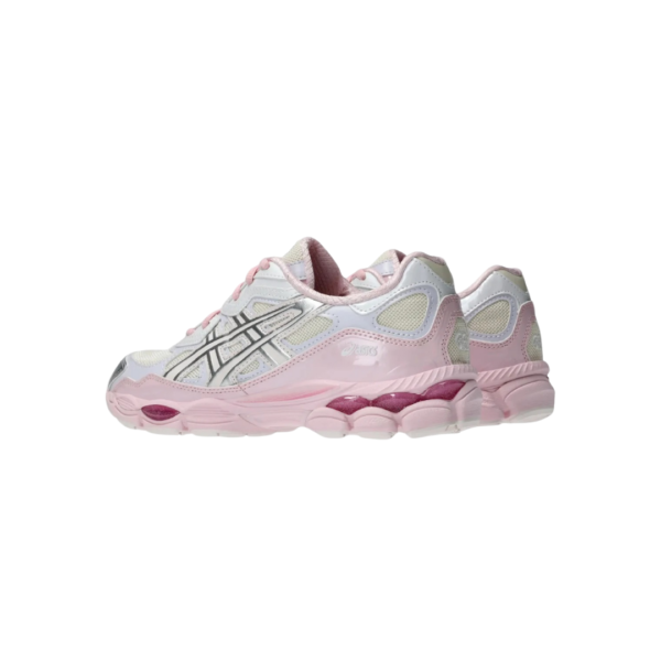 Zapatillas Asics GEL-NYC en blanco y rosa con detalles plateados y amortiguación GEL