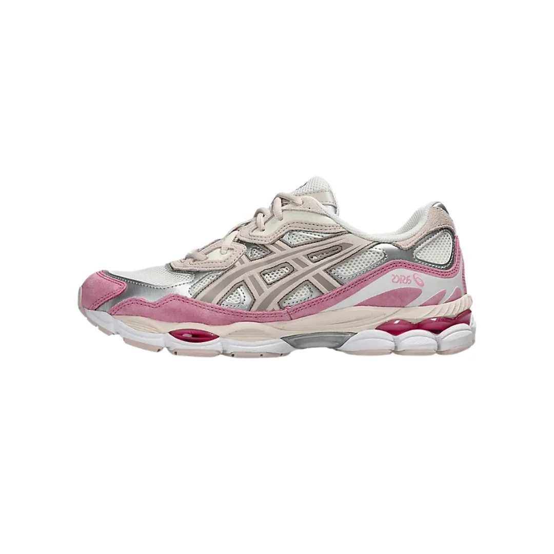 Zapatillas Asics GEL-NYC en crema y rosa con detalles beige y amortiguación GEL