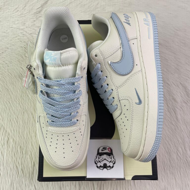 Nike Air Force 1 azul claro enviadas a cliente