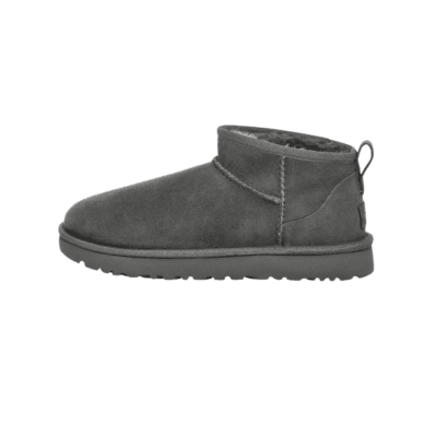 UGG Classic boots suede sheepskin